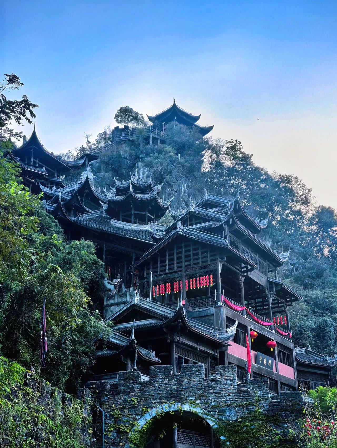 Futuristic Modernity and the Mysteries of the High Plateaus