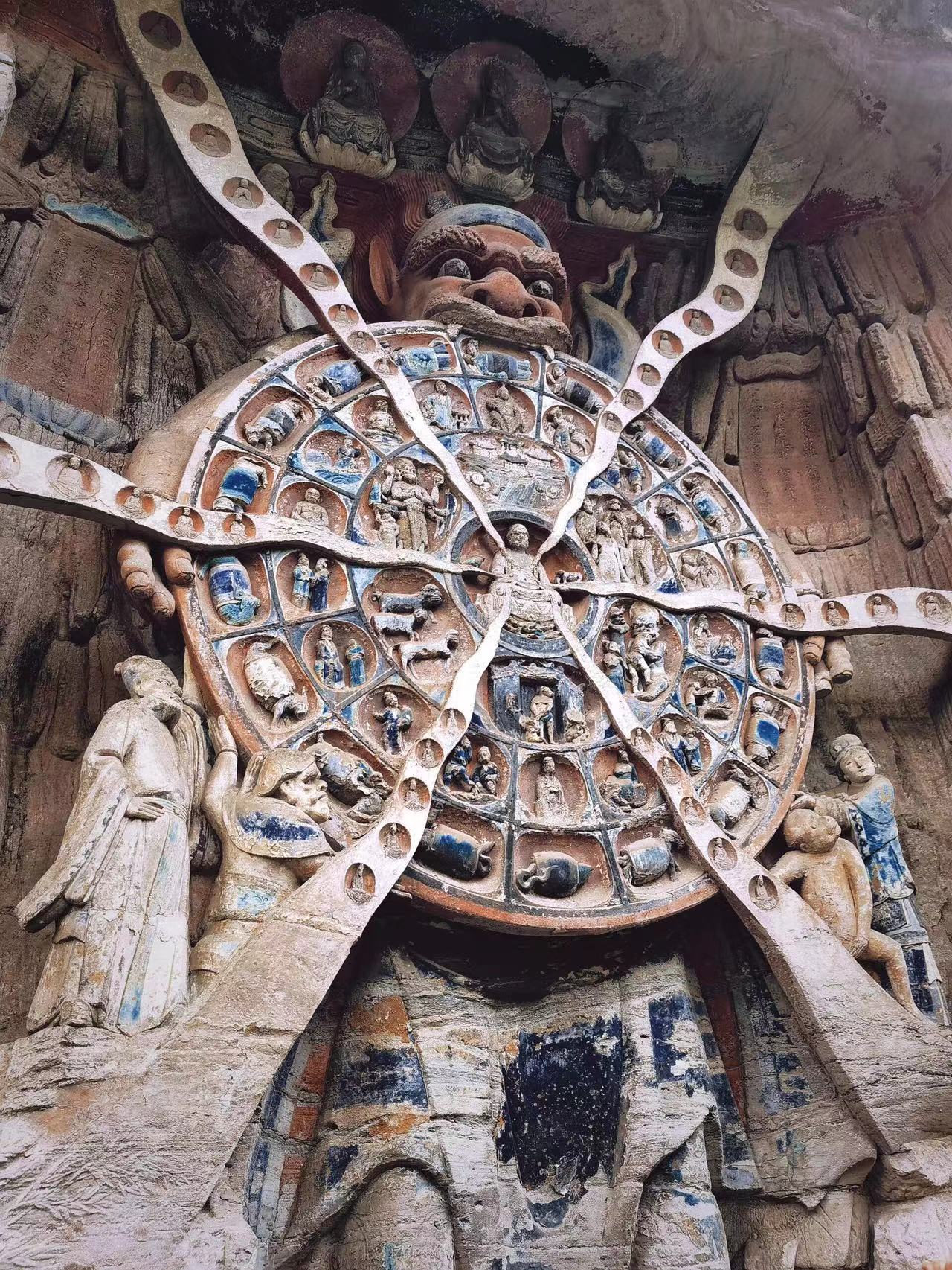 Futuristic Modernity and the Mysteries of the High Plateaus