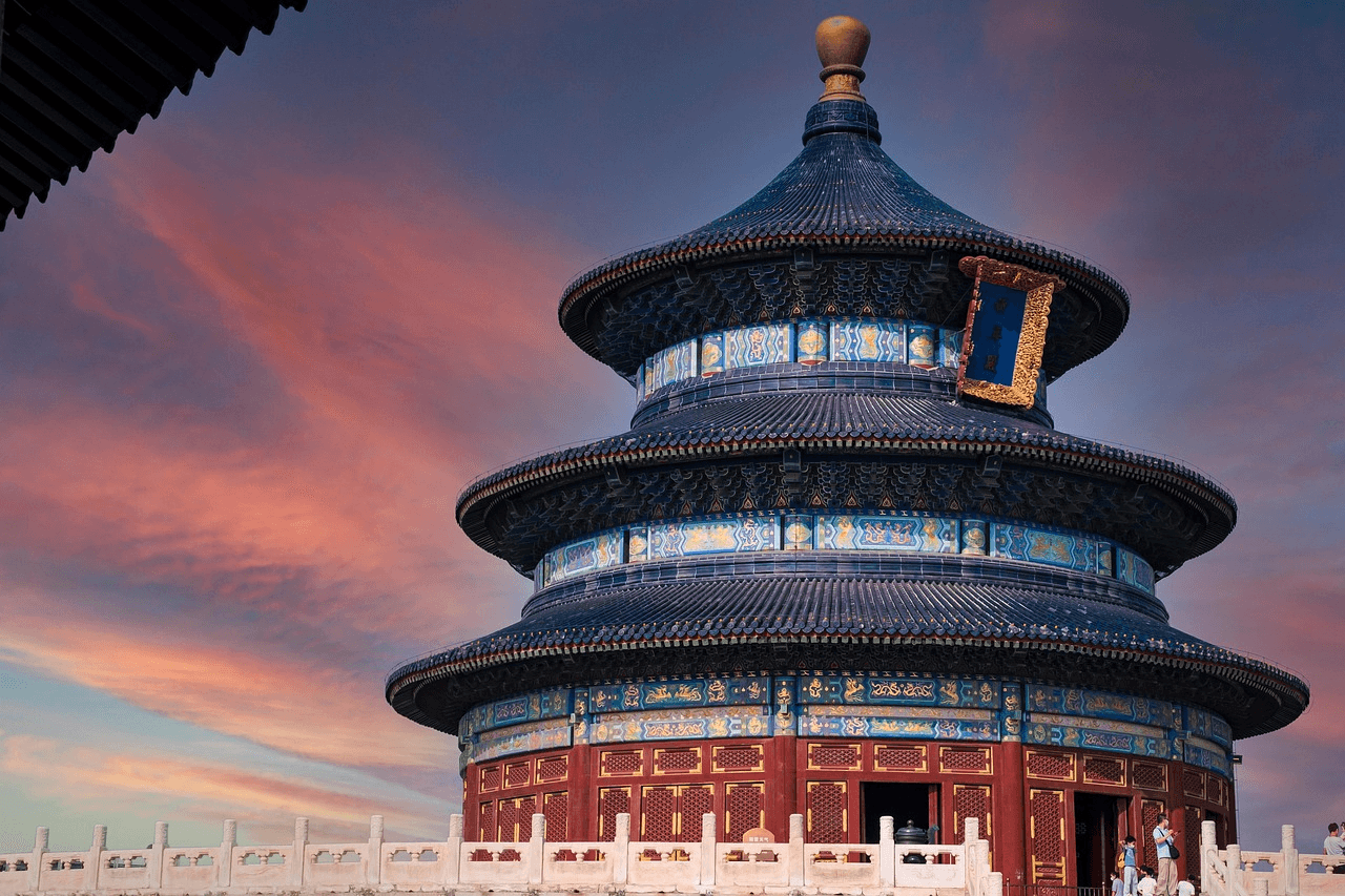 Temple roofs & first impressions