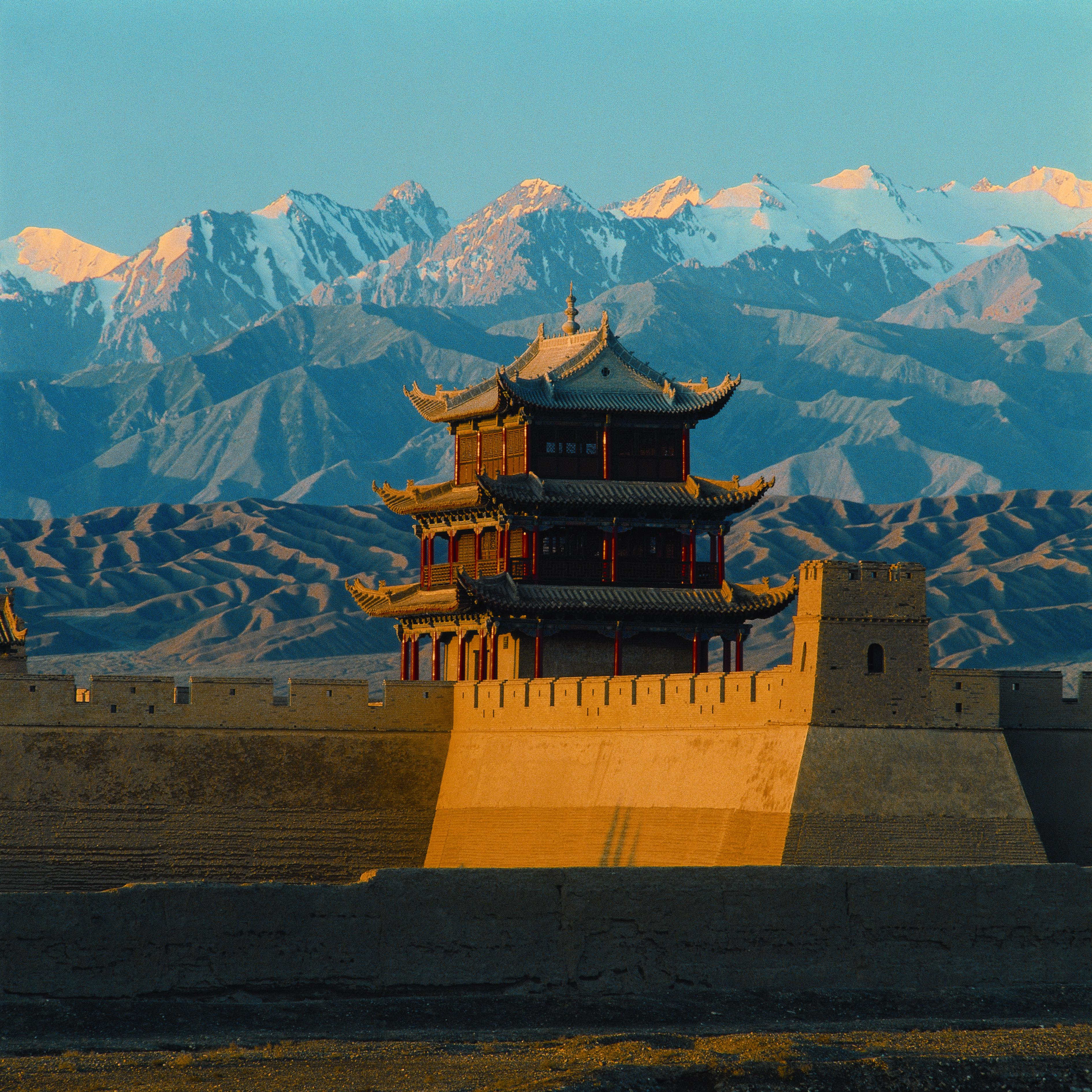 Silk Road Songs: Chang’an Breezes to the Taklamakan’s Whisper